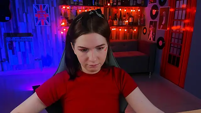 Snapshot of AliceRisinka chatting on February 15, 5:09 am AliceRisinka online show from February 15, 5:09 am
