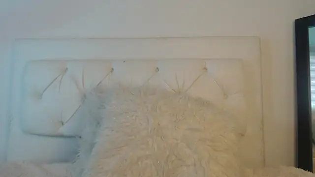 Ingridbergman online show from March 20, 4:31 pm