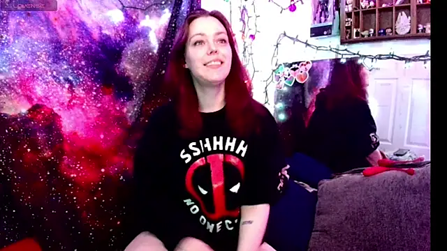 Snapshot of EverlyEster chatting on January 26, 6:59 am EverlyEster online show from January 26, 6:59 am