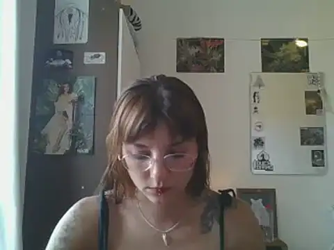 SweetyBabyDemon online show from January 2, 6:45 pm