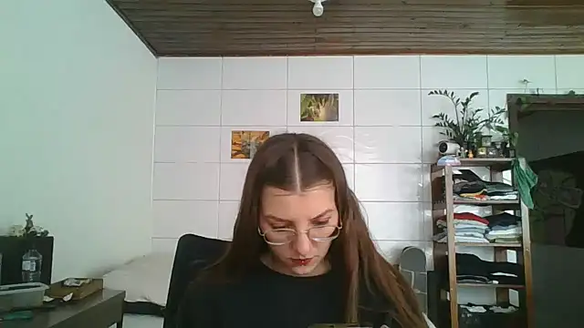 SweetyBabyDemon online show from October 10, 1:32 pm