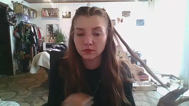 SweetyBabyDemon online show from October 28, 1:25 pm