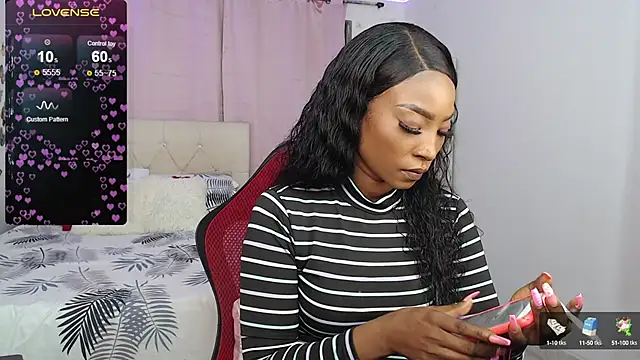 Snapshot of samantha-rose2 chatting on January 18, 11:22 pm samantha-rose2 online show from January 18, 11:22 pm
