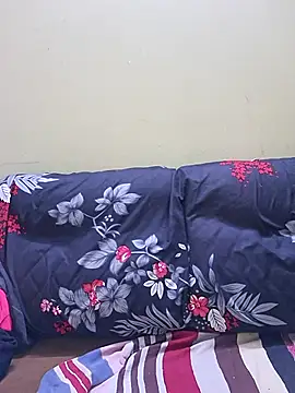 GlassBarge9 online show from February 5, 5:50 pm