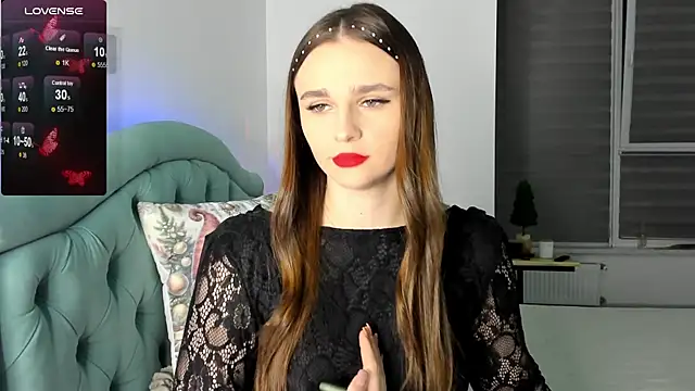 Snapshot of MCfly_11 chatting on December 14, 11:34 pm MCfly 11 online show from December 14, 11:34 pm