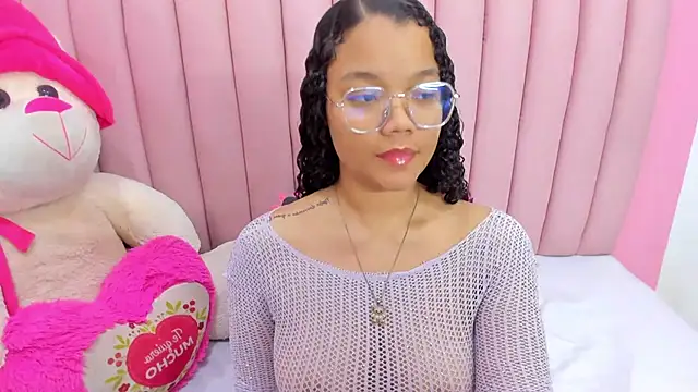 ISABELLA 020 online show from February 19, 1:51 pm