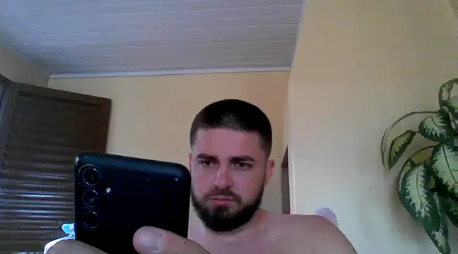 Snapshot of Dat1994 chatting on December 13, 11:45 am Dat1994 online show from December 13, 11:45 am