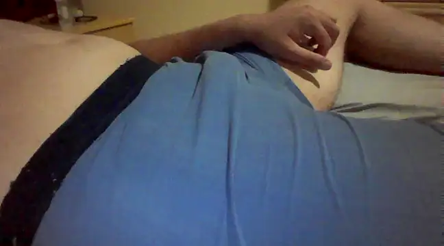 Snapshot of Dat1994 chatting on December 17, 2:12 am Dat1994 online show from December 17, 2:12 am