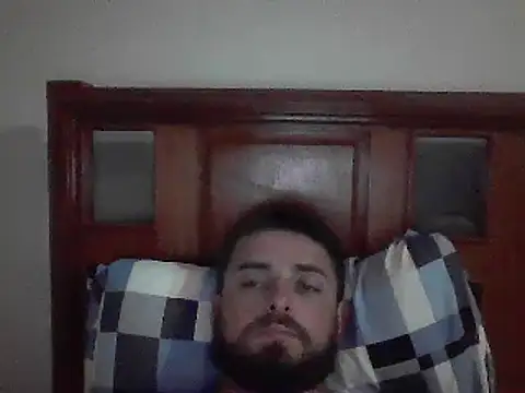 Snapshot of Dat1994 chatting on December 28, 3:37 am Dat1994 online show from December 28, 3:37 am