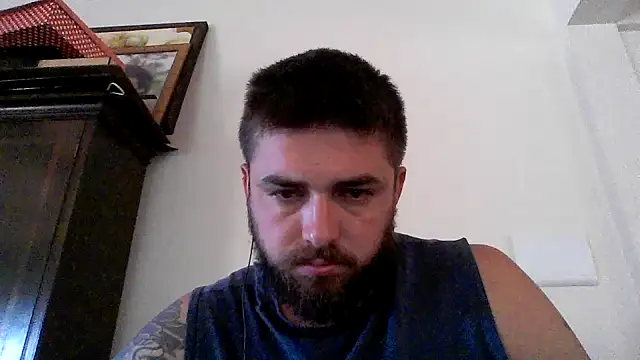 Snapshot of Dat1994 chatting on January 24, 11:15 am Dat1994 online show from January 24, 11:15 am