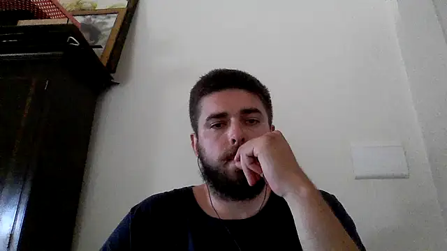 Snapshot of Dat1994 chatting on January 27, 5:26 pm Dat1994 online show from January 27, 5:26 pm