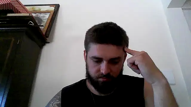 Snapshot of Dat1994 chatting on January 28, 5:35 pm Dat1994 online show from January 28, 5:35 pm