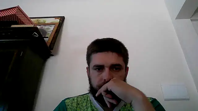 Snapshot of Dat1994 chatting on January 31, 4:27 pm Dat1994 online show from January 31, 4:27 pm