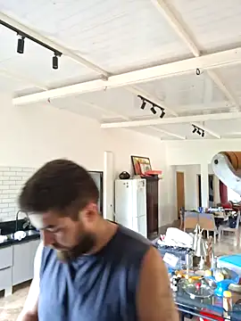 Snapshot of Dat1994 chatting on February 1, 1:30 pm Dat1994 online show from February 1, 1:30 pm