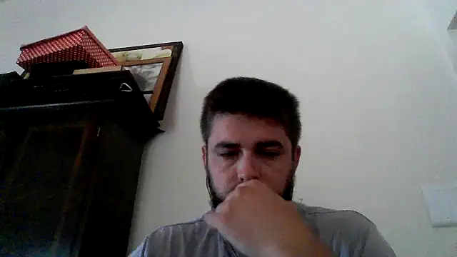 Snapshot of Dat1994 chatting on February 6, 11:21 am Dat1994 online show from February 6, 11:21 am