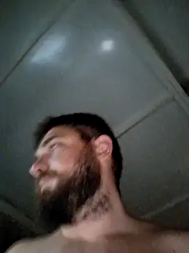 Snapshot of Dat1994 chatting on February 7, 1:36 am Dat1994 online show from February 7, 1:36 am