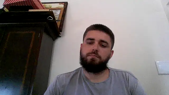 Snapshot of Dat1994 chatting on February 20, 5:51 pm Dat1994 online show from February 20, 5:51 pm