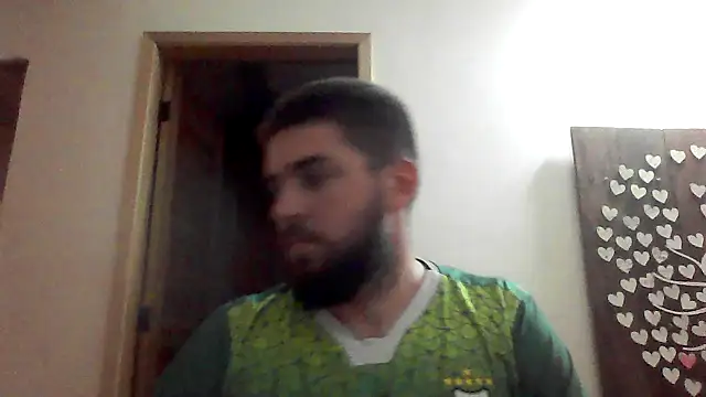 Snapshot of Dat1994 chatting on March 3, 5:50 pm Dat1994 online show from March 3, 5:50 pm