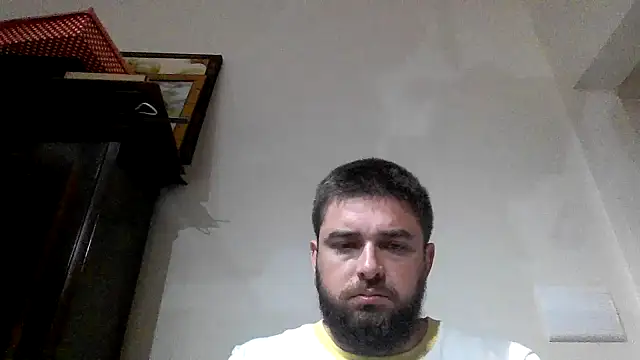 Snapshot of Dat1994 chatting on March 5, 11:28 am Dat1994 online show from March 5, 11:28 am