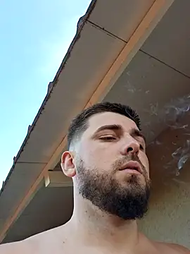 Snapshot of Dat1994 chatting on March 12, 7:28 pm Dat1994 online show from March 12, 7:28 pm