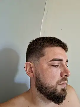 Snapshot of Dat1994 chatting on March 14, 11:45 am Dat1994 online show from March 14, 11:45 am