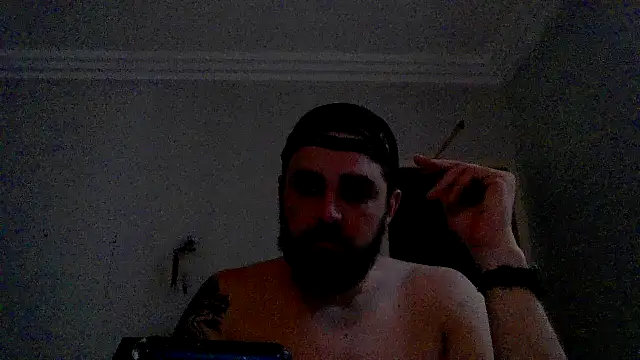 Snapshot of Dat1994 chatting on October 9, 11:58 pm Dat1994 online show from October 9, 11:58 pm