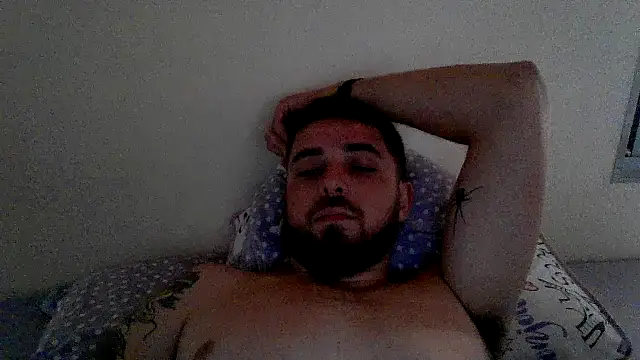 Snapshot of Dat1994 chatting on October 27, 12:20 pm Dat1994 online show from October 27, 12:20 pm