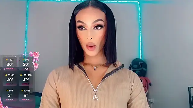 Snapshot of _Riannagarcia_ chatting on October 15, 3:06 am  Riannagarcia  online show from October 15, 3:06 am