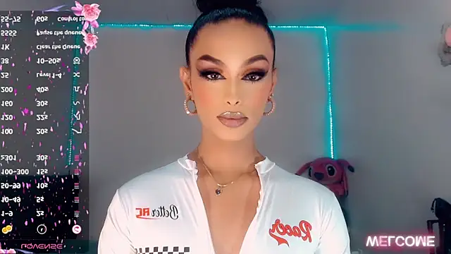 Snapshot of _Riannagarcia_ chatting on October 30, 2:46 am  Riannagarcia  online show from October 30, 2:46 am