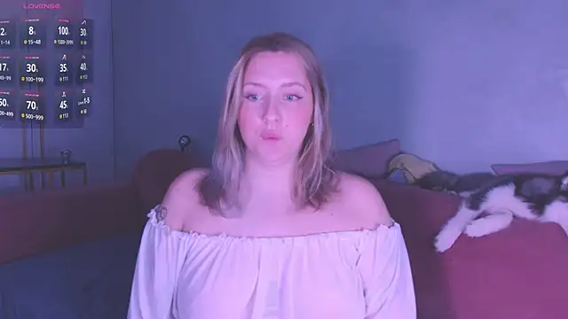 Snapshot of Oh_mylissa chatting on December 5, 7:43 pm Oh mylissa online show from December 5, 7:43 pm