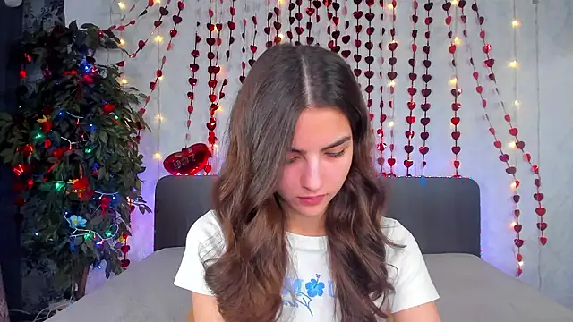 Milana Crystal  online show from February 24, 8:12 am