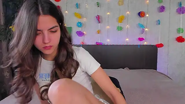 Milana Crystal  online show from March 26, 8:09 am