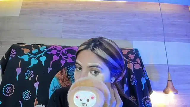 Cori Paige online show from April 14, 4:07 am