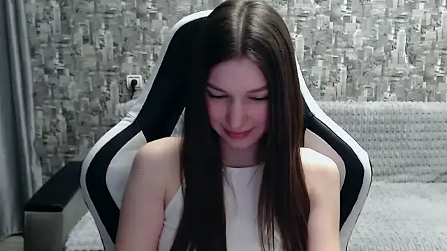 Snapshot of MissMiaCutie chatting on February 26, 12:03 pm MissMiaCutie online show from February 26, 12:03 pm