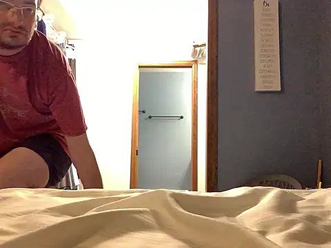 Snapshot of Hebrewhammers42 chatting on March 10, 5:00 am Hebrewhammers42 online show from March 10, 5:00 am