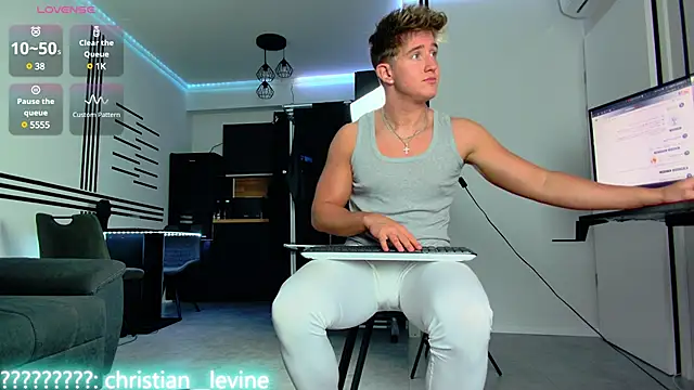 ChristianLevine  online show from January 19, 7:04 pm