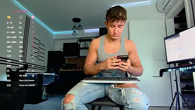 ChristianLevine  online show from March 21, 1:24 am