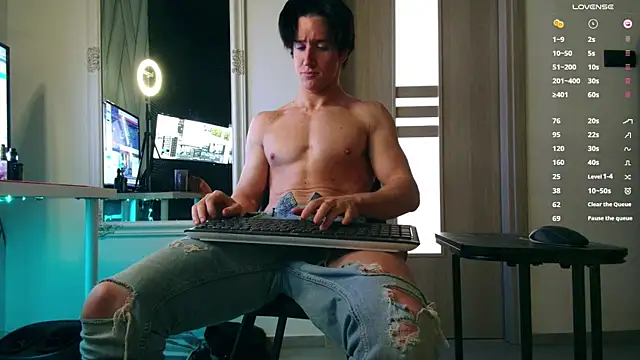 ChristianLevine  online show from March 2, 7:15 am