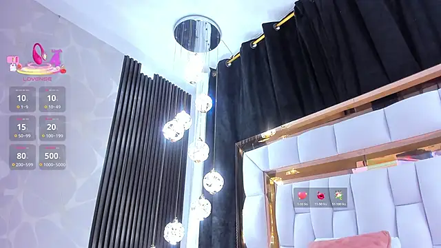 SarayRoyse online show from February 28, 7:37 pm