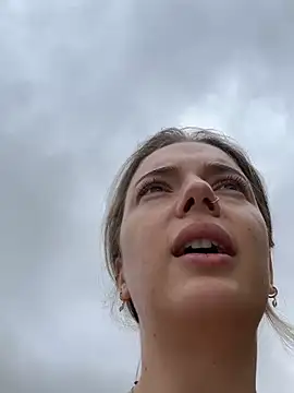 Snapshot of LexyGold chatting on October 27, 8:51 am LexyGold online show from October 27, 8:51 am