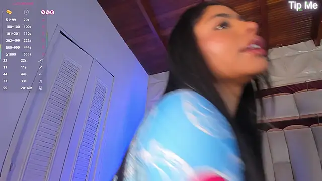 nicole cooper   online show from October 30, 7:36 pm