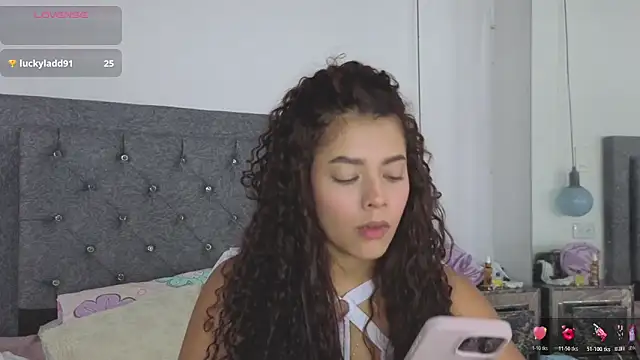 Snapshot of Meghan_taylor__ chatting on October 23, 9:46 pm Meghan taylor online show from October 23, 9:46 pm