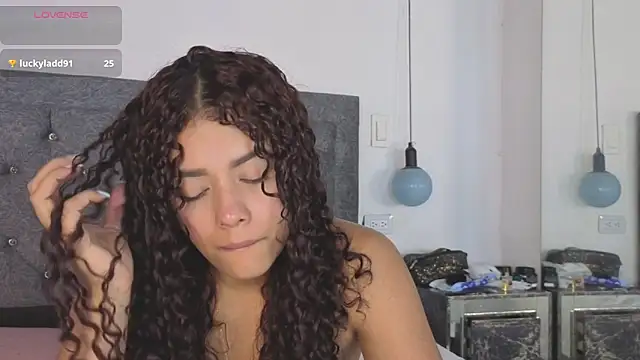 Snapshot of Meghan_taylor__ chatting on October 25, 8:03 pm Meghan taylor online show from October 25, 8:03 pm