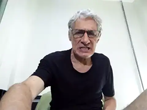 BIGUNCUTHARDCOCK online show from March 17, 4:19 am