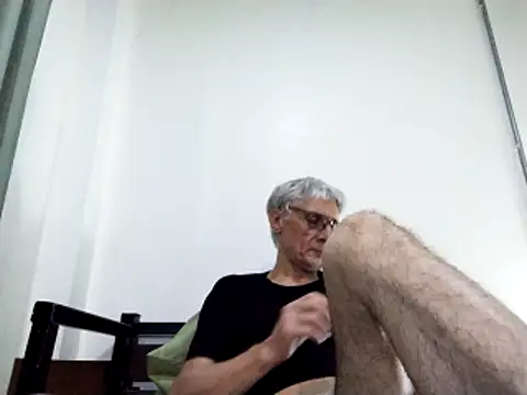 BIGUNCUTHARDCOCK online show from March 17, 1:18 pm