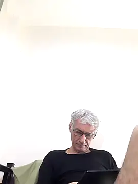 BIGUNCUTHARDCOCK online show from March 20, 3:45 am