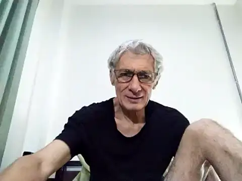 BIGUNCUTHARDCOCK online show from March 21, 1:45 pm