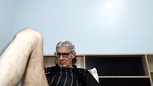 BIGUNCUTHARDCOCK online show from September 19, 1:01 pm