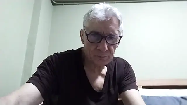 BIGUNCUTHARDCOCK online show from October 16, 2:40 pm