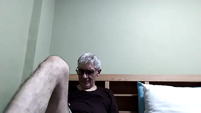 BIGUNCUTHARDCOCK online show from November 9, 1:53 pm